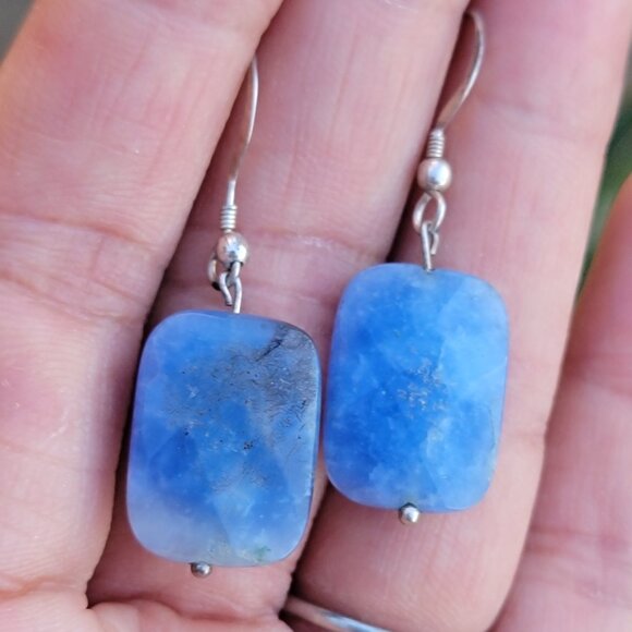 Natural blue opal faceted square 925 sterling silver dangle earrings - Picture 1 of 16
